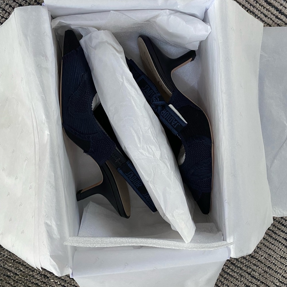 DIOR SLINGBACK PUMP - Picture 8 of 9